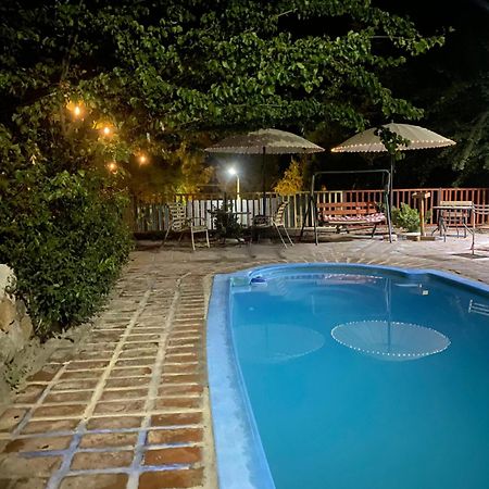 Cabanas Between Hills San Alfonso Exterior photo